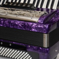 Accordéon Piano 37 Touches 96 Basses Violet avec Panneau Métallique Sculpté et Commutateurs de Régistre de Tonalité pour Joueurs Adultes - Vente en Gros
