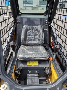 Mini-chargeuse compacte 1t <span class=keywords><strong>à</strong></span> haut débit XC7-SR07 XC740K avec attache rapide et grappin <span class=keywords><strong>à</strong></span> bois - Product Image 5