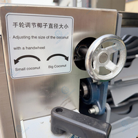 Cucunot Desheling Machine, kokosnootschiller, -ontdopper en -ontveller, automatische kokosnootopener, schil- en ontvellingmachine