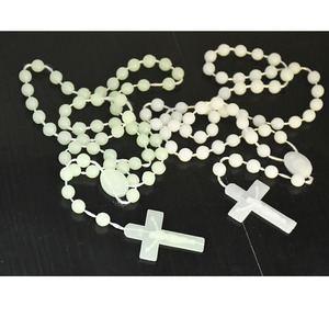 8mm selbst leuchtender Rosenkranz Kreuz Halskette Mode Perlen katholischen Andachts schmuck mit Kruzifix & religiöse Medaille - Product Image 5