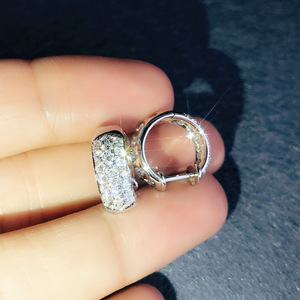 Orecchini a Cerchio Scintillanti con Pavé per Donne, Eleganti Orecchini a Cerchio per Uso Quotidiano e Feste, Gioielli alla Moda - Product Image 3