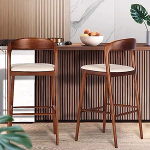 Sgabello da Bar Moderno e Minimalista in Legno Massello con Schienale. Arredo di Alta Qualità per Ristoranti e Soggiorni per Uso Commerciale. - Product Image 1