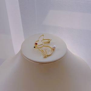 Broche de Conejo de Jade Mítico Vintage, Lindo Broche de Conejito con Flor en el Pecho, Joyería de Cristal, Broches al por Mayor y al Detal para Mujer - Product Image 5