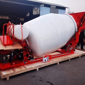 מיכל ערבוב צמנט רכוב על רכב שיכול לפרוק חומרים, ודלי ערבוב והובלת בטון מסוג גרירה עם גלגלים - Product Image 3