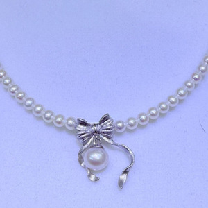 สร้อยคอมุกน้ำจืดดีไซน์ผีเสื้อสไตล์เรโทรทันสมัยจาก Zhuji ขนาด 3-4 มม. ตัวล็อคเงินแท้พร้อมสายแบบฮาร์เบอร์ - Product Image 3