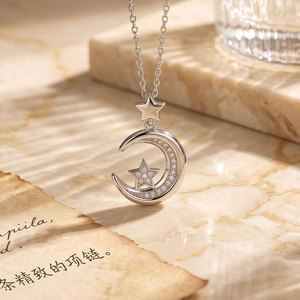 Collar Clásico con Colgante <span class=keywords><strong>de</strong></span> Luna CZ - Cadena Delicada Minimalista para Clavícula, Joyería Romántica <span class=keywords><strong>de</strong></span> Lujo Ligero para <span class=keywords><strong>Mujer</strong></span> - Product Image 2