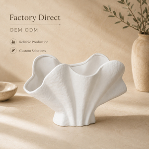 แจกันเซรามิกสีขาวงานแฮนด์เมดสไตล์วาบิซาบิ รูปทรงคลื่นธรรมชาติ ของตกแต่งสำหรับโรงแรมและบ้าน รับผลิตแบบ OEM ODM ขายส่ง - Product Image 5