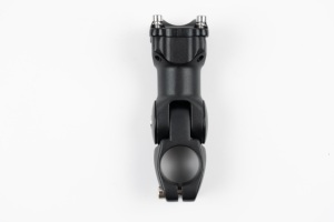 Tija de bicicleta YT Factory TF-46 de aleación 6061, 25.4x31.8mm con <span class=keywords><strong>kit</strong></span> completo de tornillos M5x18/6 piezas - Product Image 4