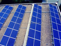 Support triangulaire à ballast pour toit plat pour modules photovoltaïques – Fourniture d'ingénierie