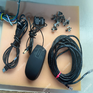 Pack d'automatisation embarquée Advantech UNO-2184G &amp;   Écran tactile FPM-5151G - Product Image 2