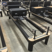 Queenlife équipement de Fitness de Yoga de haute qualité lit de base Machine commerciale de réformateur de Pilates en aluminium à vendre