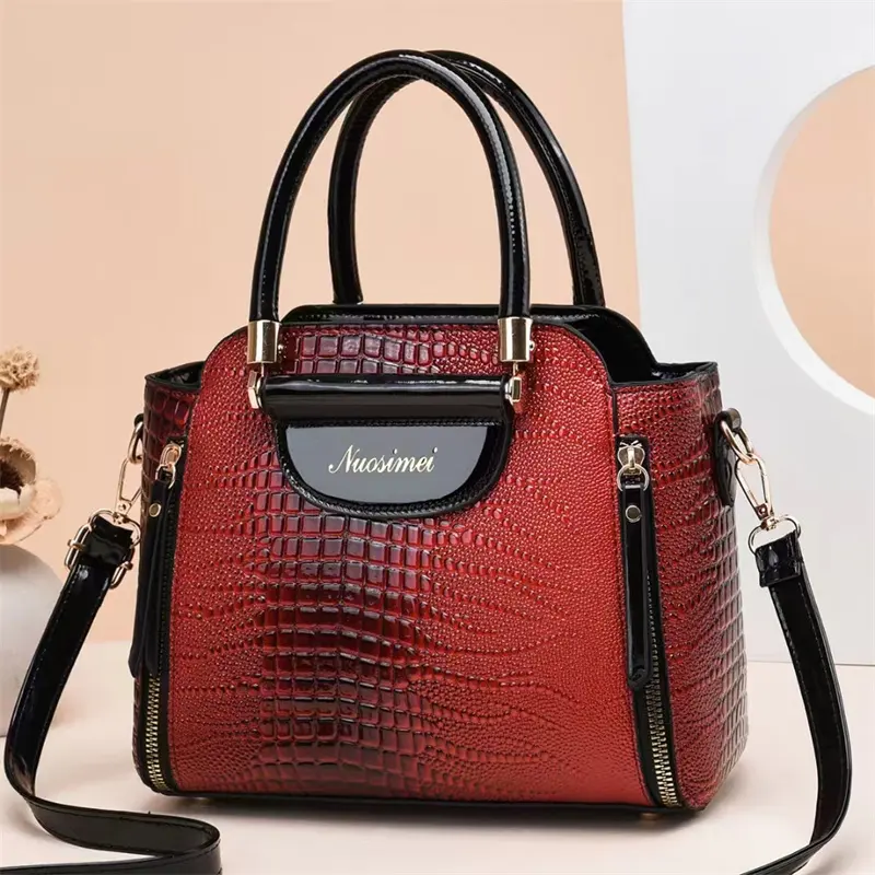 Sıcak satış yeni moda kadın büyük kapasiteli timsah desen Crossbody çanta