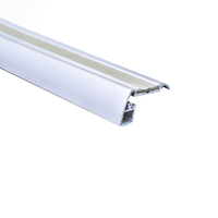 Profilé LED personnalisé pour éclairage d'escalier, canal pour bande LED, profilé en aluminium, dissipateur de chaleur, diffuseur LED