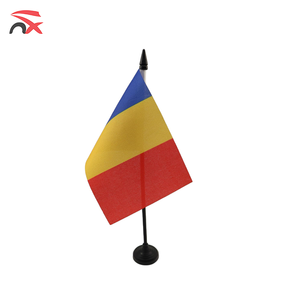 Set de Regalos Promocionales con la Bandera Nacional de Chad: Gorras de Béisbol, Bufanda, Corbata, Collar, Llavero y Bolsa Cósmica para el Día Nacional - Product Image 3