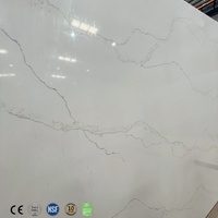 Plan de travail en pierre frittée à épaisseur personnalisable pour îlot de cuisine et plateau de table à manger Cermica