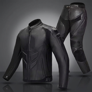 Traje de Motocicleta MERITORIOUS INTERNATIONAL de 2 Piezas, Traje de Cuero para Motocicleta/Traje de Seguridad de Cuero en Oferta para Motociclismo y Carreras - Product Image 1