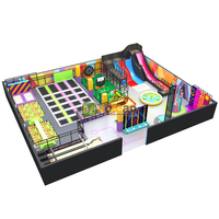 Parc de trampolines intérieur personnalisé Aoleao avec piscine à balles, toboggan, mur d'escalade, basket-ball pour enfants, aire de jeux souple certifiée CE TUV