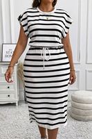 Vente en gros grande taille femmes col rond rayé imprimé sangle taille femmes tenue décontractée