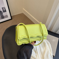Nouveau sac tendance couleur bonbon, sac bandoulière mode pour femme, sac à main en cuir PU avec fermeture à bouton