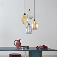 Lustre de restaurant de style nordique, design minimaliste moderne, abat-jour en forme de goutte d'eau, verre américain d'inspiration industrielle pour tables à manger