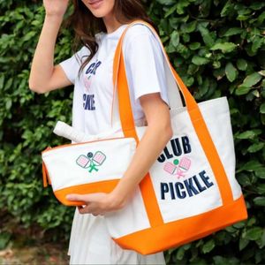 Ensemble de sacs fourre-tout en coton de 20/7 pouces avec logo personnalisé, sacs de rangement d'épicerie brodés en vert pinky avec 2 pièces pour les voyages en plein air - Product Image 5