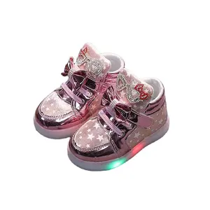 Sıcak satış yeni çocuk ayakkabıları kız Sneakers erkek Led ışık ayakkabı moda Sneakers çocuklar rahat ayakkabılar boyutu 21-30