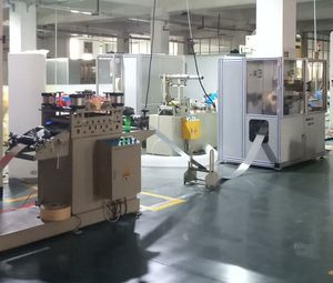 Neue Fahrzeugplatten-Produktions linie mit automatischer Blech bearbeitungs maschine - Product Image 4