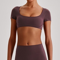 Débardeur court de yoga pour femme grande taille - Respirant, séchage rapide, col carré, manches courtes, idéal pour la gym et l'entraînement
