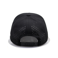 Cappellino Sportivo di Alta Qualità con Logo Personalizzato, 5 Pannelli, Fori Tagliati al Laser, Impermeabile, per Golf e Baseball