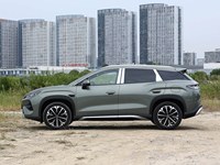 Nouveaux Véhicules Électriques BYD Song Ultra – Modèle Familial de Taille Moyenne pour les Voyages et le Quotidien – BYD 2026 – Autonomie Étendue – Moteur E CVT – Idéal pour les Trajets Quotidiens – Très Populaire