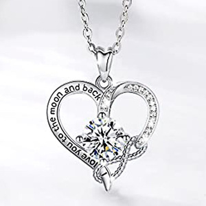 Collana con ciondolo a cuore in argento con strass di cristallo Ti amo fino alla luna e ritorno, regalo romantico per donna, gioiello. - Product Image 1