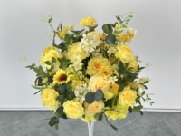 Centre de table de mariage jaune, arrangement floral artificiel avec grand support métallique pour décoration d'allée et d'événements de banquet