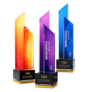 Nouveau trophée en cristal personnalisé créatif haut de gamme science <span class=keywords><strong>et</strong></span> technologie conception réunion annuelle trophée de récompense du personnel exceptionnel - Product Image 1