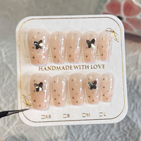 Venta al por Mayor a Bajo Precio, Alas de Mariposa Brillantes Doradas en Rosa Claro, Estilo Minimalista, Uñas Elegantes Semimanuales