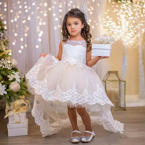 Faible quantité minimale de commande 2022 nouveau design vintage fille fête d'anniversaire robes de luxe blanc organza dentelle up robe de fille de fleur pour le mariage