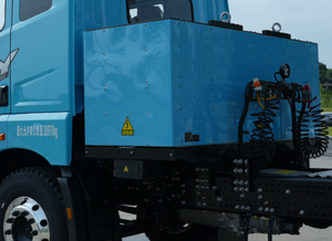 รถแทรกเตอร์ดีเซล Feng Niao 6x4 กำลังมากกว่า 450 แรงม้า มาตรฐานไอเสีย EURO 5 ระบบความปลอดภัยสูงสำหรับการขนส่งในเหมือง - Product Image 5