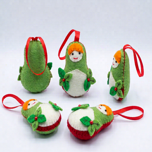Lot de décorations de Noël artisanales en feutre, style Babouchka Matryoshka, poupées gigognes russes, cadeau de fêtes - Product Image 6