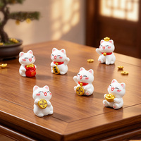Penjualan Grosir Patung Kucing Keberuntungan Mini dari Resin untuk Dekorasi Rumah, Lanskap Mikro, Interior Mobil, Kerajinan, dan Hadiah.