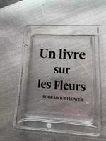 Vente en gros de vase décoratif moderne en acrylique transparent pour livres vase à fleurs personnalisé en plastique pour table mariage glaçure transparente pour cadeau de sol
