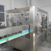Ligne de production complète de bouteilles d'eau / Machine de remplissage d'eau / Projet d'usine d'eau minérale