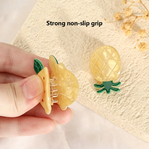 Pinces à Cheveux Mini Fruits en Gros – Adorables Clips Requin en Forme de Fraise, Avocat, Ananas pour Femmes et Filles – Accessoires Capillaires - Product Image 2
