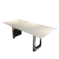 Table à manger rectangulaire moderne minimaliste en marbre de Carrare avec pieds en métal, chaises de salle à manger de luxe pour salon, démontage requis (modèle)