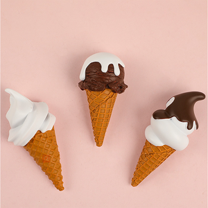Imán de <span class=keywords><strong>nevera</strong></span> de helado personalizado creativo 3D forma de helado imán de <span class=keywords><strong>nevera</strong></span> de comida de resina <span class=keywords><strong>comprar</strong></span> - Product Image 6