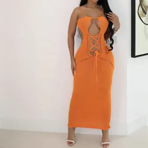 Yaz kolsuz moda örgü Bodycon seksi zarif elbiseler katı Hollow Out Backless Lace Up Casual uzun Maxi elbiseler kadınlar