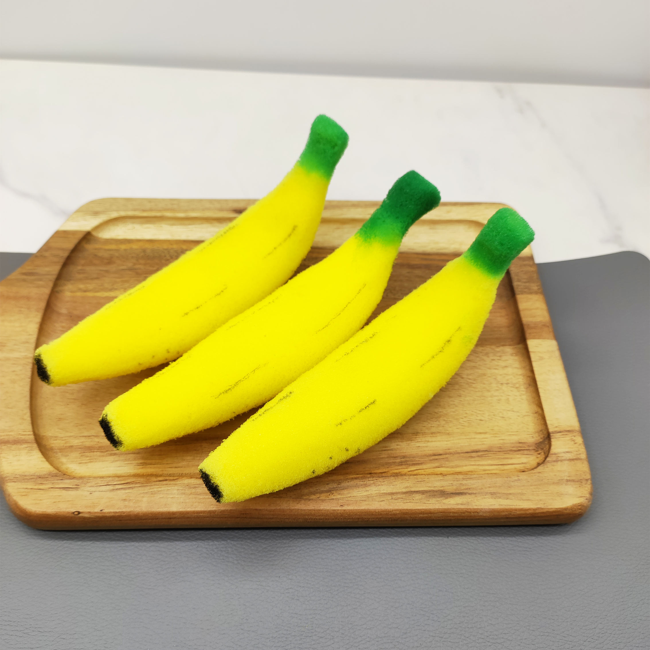 สีเหลือง