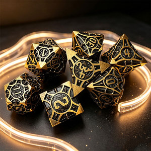Ensemble de dés polyédriques en métal à relief gothique, dés géométriques européens sculptés, 7 pièces, pour jeux de table DND - Product Image 3