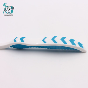 Brosse à dents à tête petite et à poils doux, fabriquée sur mesure, Mc L216, ergonomique pour enfants - Product Image 4