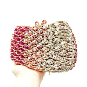 Sparkly Rhinestone Casual Luxury Crystal Chain Strap Clutch Purse for Women Classic Fashion Wedding Party <b>Evening</b> Cocktail - Product Image 6