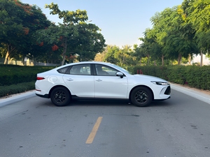 2025 BYD Qin Plus DM-i Coche Eléctrico de Cuatro Ruedas - Product Image 2