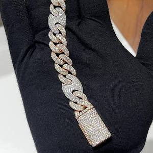 Pulsera de Eslabones Cubanos de Plata de Ley 925 Premium con Moissanita y Piedras VVS, Joyería Elegante Estilo Hip Hop para Hombres y Mujeres - Product Image 1